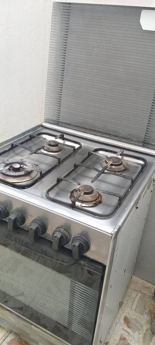 طباخ للبيع شغال نظيف نار قويه مابي شي فقط الفرن الفوك عطل بسيط


**إذا كنت صاحب هذا الإعلان وتريد حذفه لأي سبب، رجاءا أرسل رسالة إلى الدعم الفني**