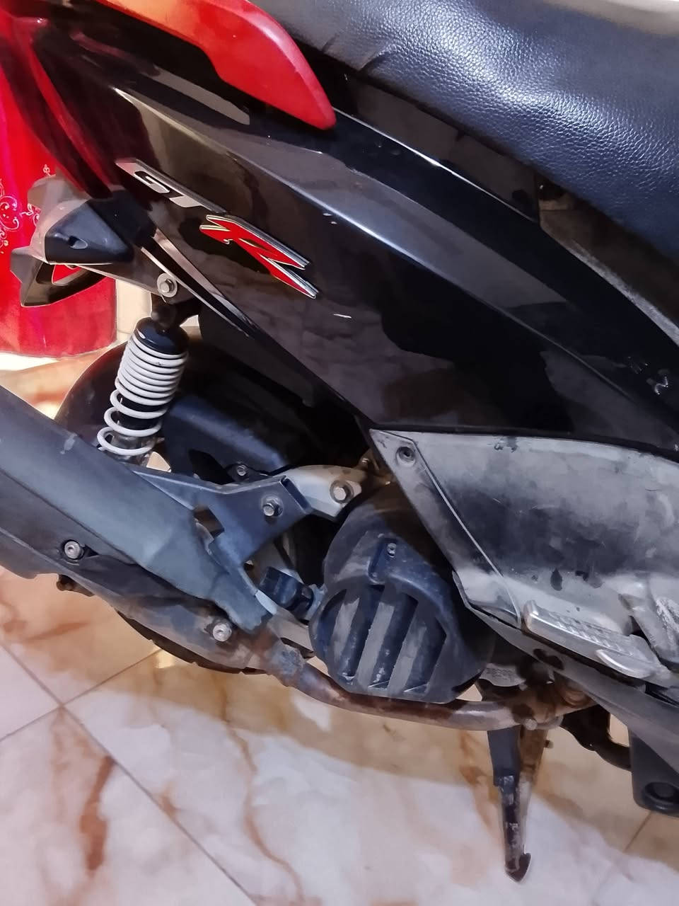 جيتي ار للبيع نضيفه كلش مكينه بلاديه ممفتوحه ابد ناعمه كلش فقط بيها بدايت خيط تبخير  دراجه كامله مابيه اي نقص شراي اتصل *********** وتساب العنوان بغداد 
السعر 675 وبيها مجال
