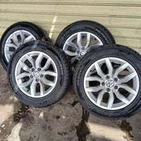 ويل باصات للبيع مع التايرات حجم ١٦ بلادي شرط النظافه بدون كسر ولالحيم ...