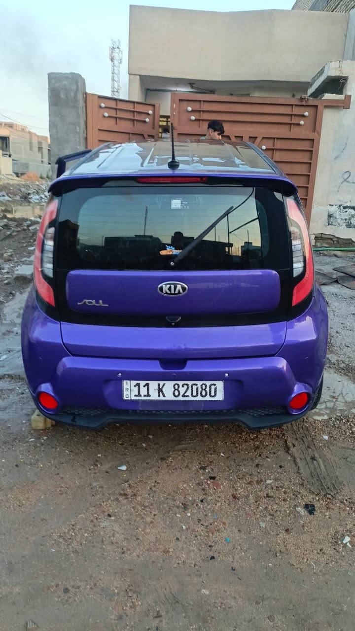 السلام عليكم عندي كيا صول 2015  رقم بغداد بسمنة مصبوغة عام والسيارة حتى سونار ناشر حتى لا تعبك ولا تعبني تغير لون محرك 2000 السيارة جاهزة ماتصرف عليهة لو دينار مواصفات عادية 
السعر المطلوب 85 وبيهة مجال بصيط او ترهم مراوس حسب القناعة مكان السيارة قرب سوق ابو غريب ***********
***********
