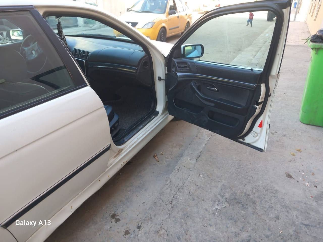 سلام عليكم صقر ٩٧ ٥٣٥i
السيارة عالبلاد لا صبغ ولا معجون  بيهة كلير بس بنيد وجاملغ امامي اصل ٨ سلندر
بيهة كير ومحرك وضفيرة وعقل ٤٤ الكهربائيات عالبلاد
 الغرفة نضيفة كشنات كهرباء تدفئة
 التبريد جديد اشتغلتة وخير من الله 
 سلايد شغال
 تخم تاير جديد
صدر خلفي مبدل عربانة كاملة قبل شهر 
امامي ٩٠ بالمية قبل ٥ اشهر بدلتة
 بيهة ضربة بالجاملغ الخلفي واضحة بالصور
 شاشة اندرويد تحكم ستيرن
تركشن شغال اي بي اس  كلة بلادي 
اللايتات زنون منضومة عدسات وزنون زرع جديدة
 رقم بغداد بأسمي مكاني شهداء السيدية 
مستعجل  عالبيع السعر ٦٥


**إذا كنت صاحب هذا الإعلان وتريد حذفه لأي سبب، رجاءا أرسل رسالة إلى الدعم الفني**