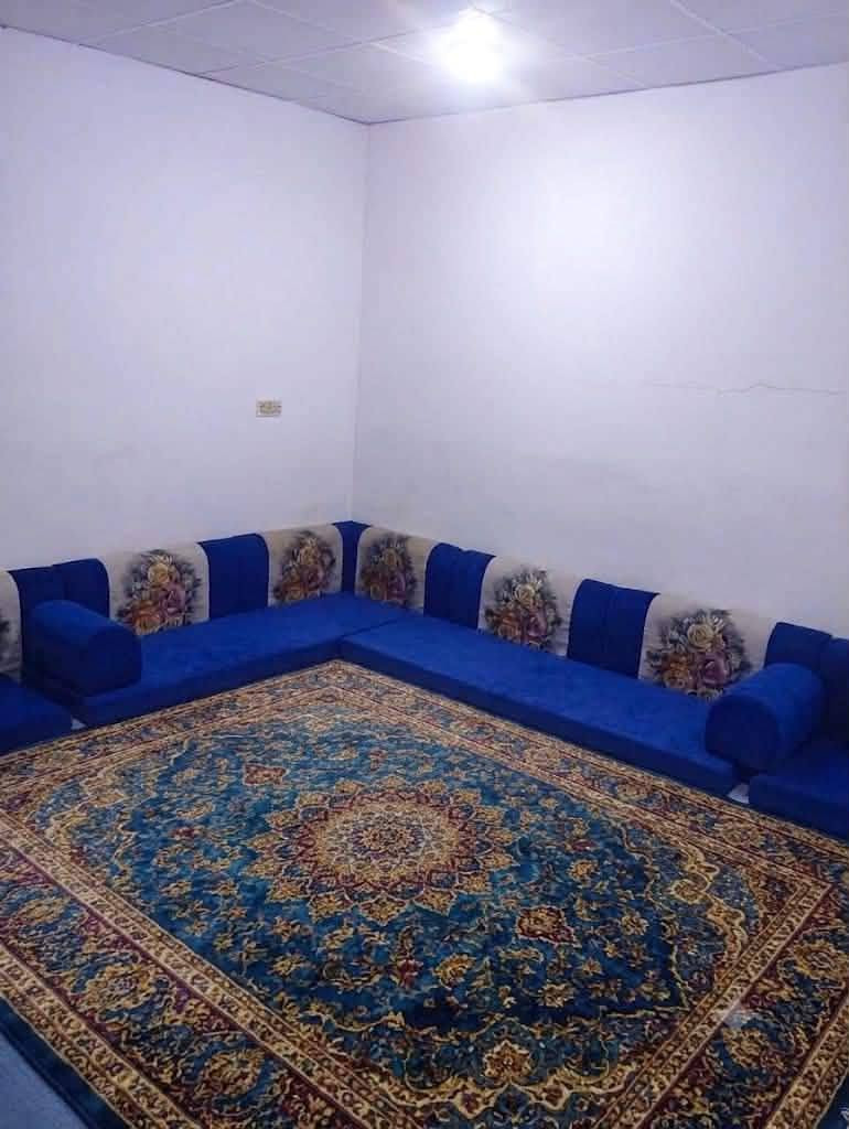 بيت بل مدينه الكرفانيه مساحه 150 متر الوجه 15 ونزال 10 
غرفه 3 وصاله ومطبخ وديوانيه وصحيات 
غرفه ومطبخ وديوانيه والصحيات بناء والبغيه سندويج 
سعره / 50 قفل
موقعه الكرفانيه مقابيل الاندلس  كبال المدرسه 
للاستفسار : ***********

