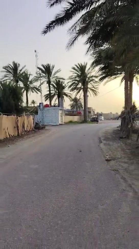 السلام عليكم يوجد دونم   طابو زراعي الوجهه 20متر النزال  125
قريه البوعبدالله قرب الامام عون  (عليهم السلام)  *********** السعر 120وبي مجال
