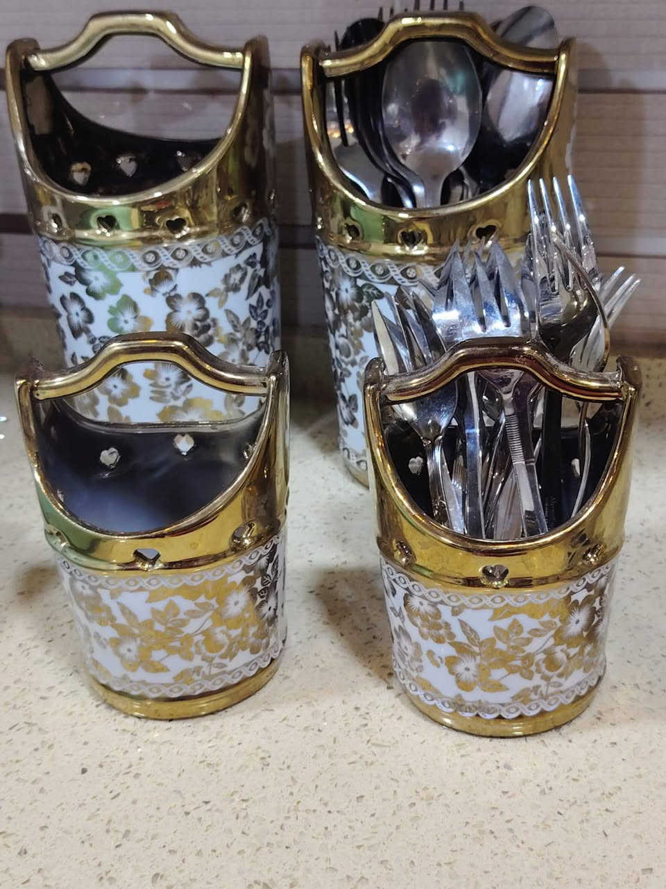 حمالات خواشيق فرفوري مذهب
الحجم الكبير لخواشيق الاكل
حمالات الوسط لخواشيق زلاطه وجطلات الوسط
الزغير ل خواشيق الجاي تجنن❤️😍


**إذا كنت صاحب هذا الإعلان وتريد حذفه لأي سبب، رجاءا أرسل رسالة إلى الدعم الفني**