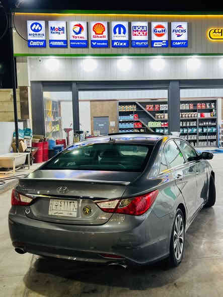 سلام عليكم
سوناتا 2013
فول لفول الاخير
حادث دعاميه و بنيد فقط
لغد شاصي مكفول
مكيته 2000 توربو 
عنوان شارع فلسطين
سعر 113 وبيه مجال لشراي الجاد 
رقم بغداد بسمي 
استفسار ***********
