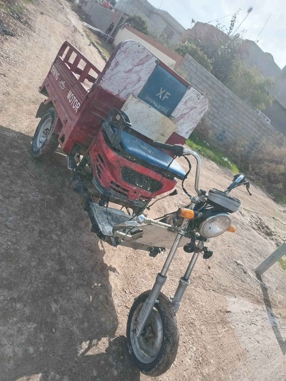 ستوته شحن تحوير محرك ام  الطير. بانزين شغاله سلف او هندر لايت هورن شغال
بدي نضيف قلاب تخم تاير
ستوته خير من الله عنوان شهربان جسر مهروت
***********
