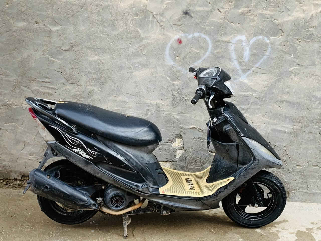 السلام عليكم دراجه ماكس عدله للبيع ختم واحد مكينه بلادي الدراجه كله بلادمكاني حله للستفسار
***********
