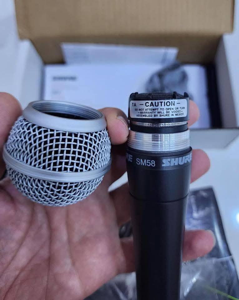 مايكات ماركه شور صناعه مكسيكي قطعه تحفه اصلي
العدد ٣  قطع شلع ١٠٠ الف 
اذا مفرد القطعه ٤٠ الف


**إذا كنت صاحب هذا الإعلان وتريد حذفه لأي سبب، رجاءا أرسل رسالة إلى الدعم الفني**