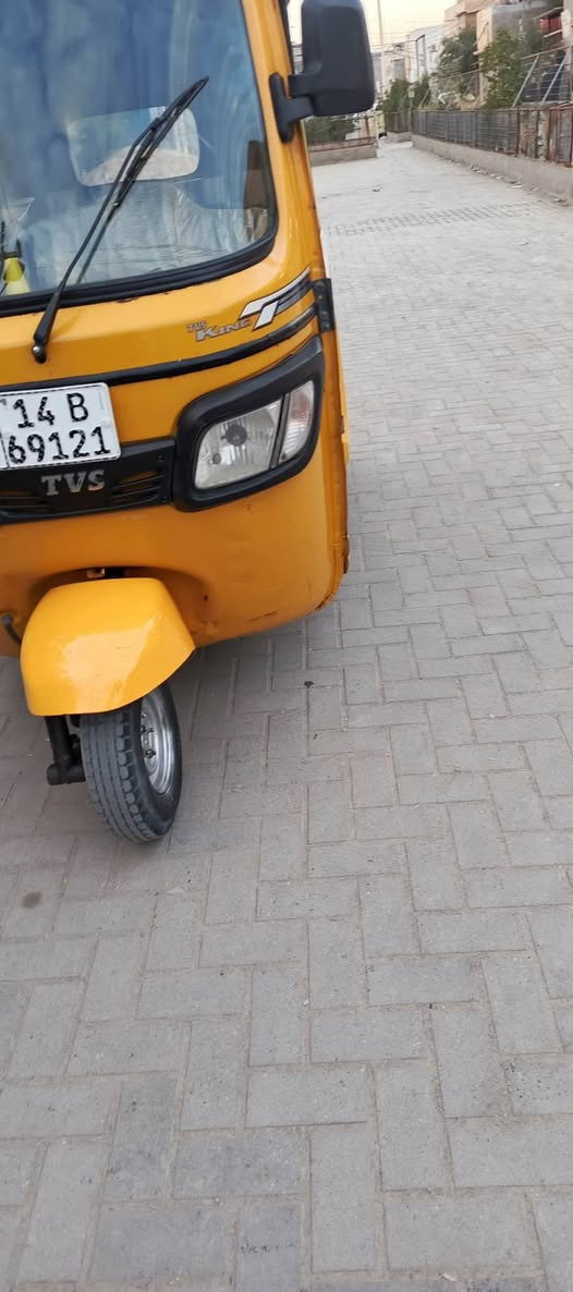 تيك توك موديل 21 رقم سنويه انجليزي جاهز 

محرك مفتوح مجفف التجف في شركه والبدي شوف العين 

بصره حيانيه 60 قرب جامع سيد نعمه 6200 وبيها مجال 

قليل كلش للشراي والمو شراي لا يعلق ولا يكسر بحلال العالم 

***********
