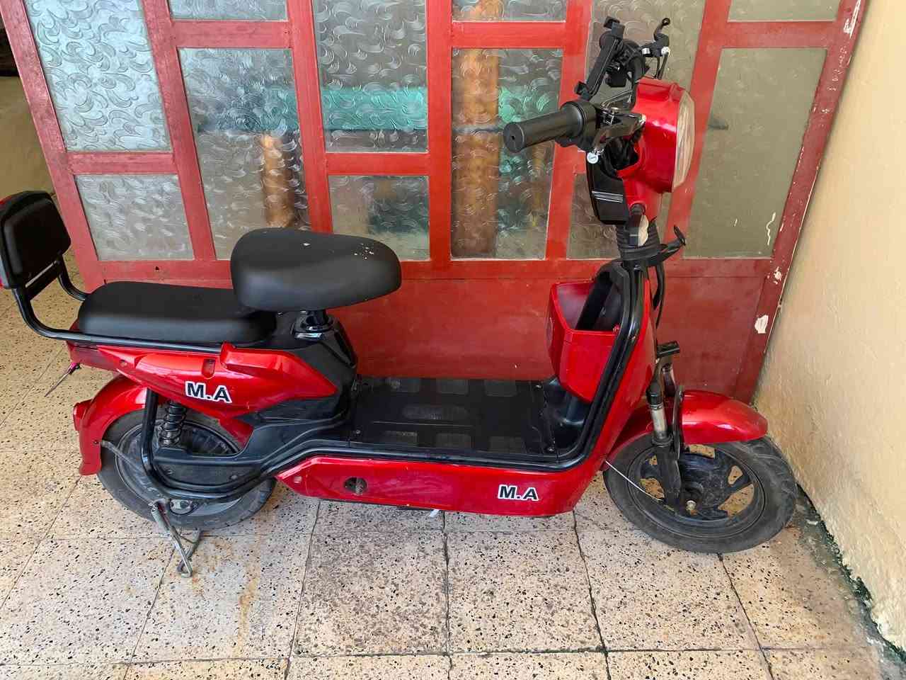 ماطور شحن حجم14 سرعه 47 ول الباتريات جدد4 ملف جديد يجي اربع اسويجات  سعر150 مكان حي الايسر


**إذا كنت صاحب هذا الإعلان وتريد حذفه لأي سبب، رجاءا أرسل رسالة إلى الدعم الفني**