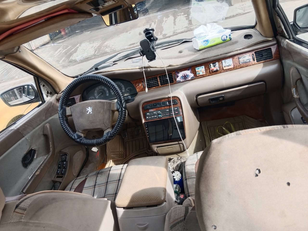 سلام عليكم سمند موديل ٢٠١١ محدثه ٢٠١٧ رقم ديالى انكليزي سنوية لل ٢٠٣٠  وتنتهي تحويل مباشر محرك فرنسي لاتنقيص ولاتبخير المرغوب تبريد كير خير من الله سنتر لوك تقفيل عن بعد شاشه  بيها ضربه زغير ومعمره بالجاملغ الخلفي ومصبوغ مكاني بغداد السعر ٣٤ او مراوس شرلي يتصل***********
