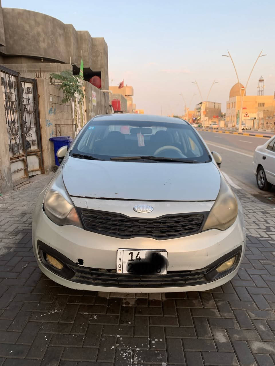 كيه ريو مديل 2013 وارد خليجي بيه جاملغ بي صبغ جهه العبري بدون دواخل سياره جديده محرك 1600 دوش كير ايتي
رقم دولي باسمي هزه جديده تحويل مباشر فقط بدون مراوس رجآ لمو شراي لا يتعبني ب 78. وبيه مجال كلش قليل مكاني بصره حي الحسين
***********
