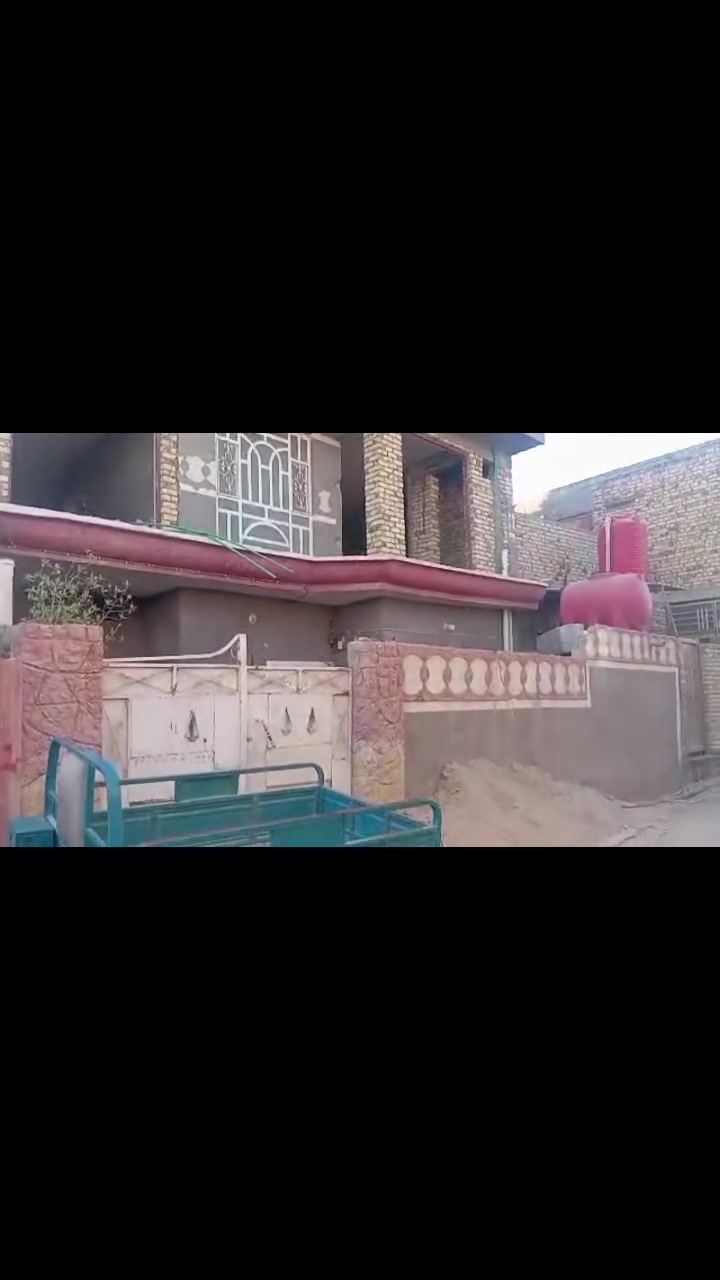 🏡 فرصة من العمر... دار للبيع بسعر مناسب وموقع مميز 🏡
السلام عليكم ورحمة الله وبركاته

إذا تبحث عن دار واسعة وبمنطقة راقية، هاي فرصتك.

🔹 مساحة الدار: 165 متر
🔹 جنس الدار: طابو زراعي سند 25
🔹 الموقع: نادر الثانية – كراغول
🔹 السعر: 135 مليون دينار وبي مجال للتفاوض

✨ مواصفات الدار: ✅ بناء طابوق
✅ 5 غرف نوم
✅ استقبال
✅ هول
✅ مطبخ
✅ مجمع صحيات
✅ شارع مبلط
✅ مجاري نظامية
✅ كافة الخدمات متوفرة

📞 للاستفسار أكثر، الاتصال على الأرقام التالية أو مراجعة مكتب بركات إبراهيم الخليل للعقار:

☎️ ***********
☎️ ***********
