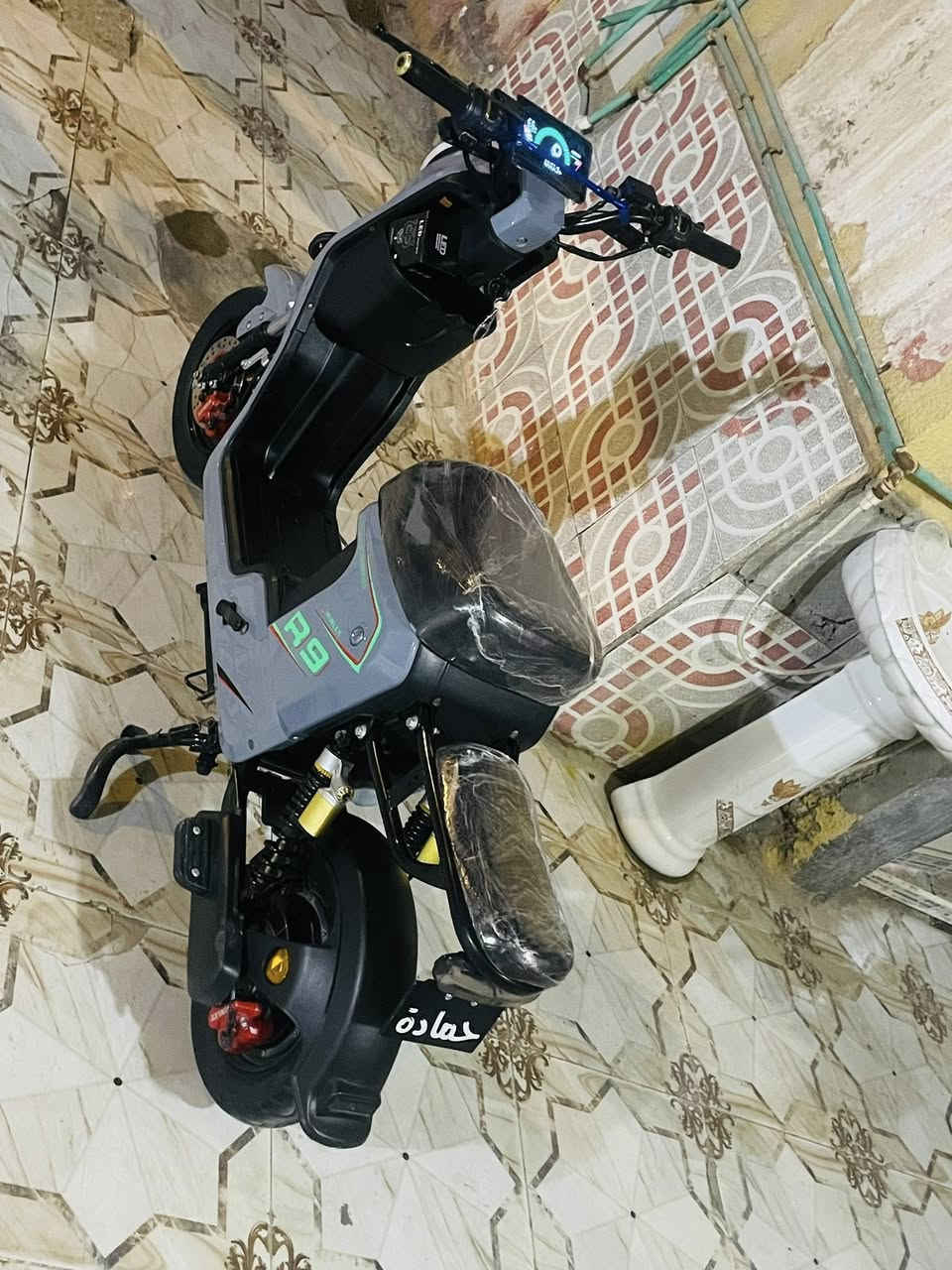 سلام عليكم شباب دراجه لبيع مديل 2025بطاريات 32 كلشي ما بيه درجه جديده بكاني بصره قبله حي شهداء
سعر 450 رقمي ***********
