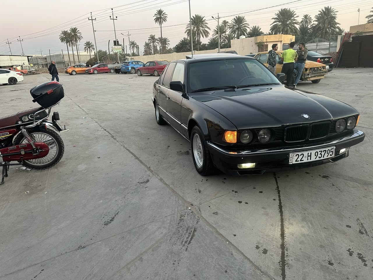 لبيع 730 V8 موديل 92 بجم عريض تبريد شغال رقم اربيل دولي صدر خلفي جديد ليتات زينون مكان دياله خانقين سعر 58 ***********
