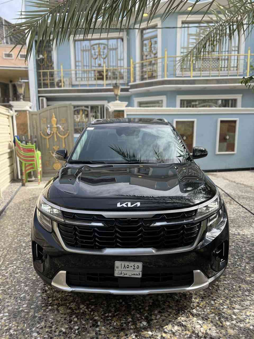 2024 KIA SELTOS
السلام عليكم من رخصت الادمن للبيع كيا سيليتوس موديل 2024 وارد امريكي دخول جديد  صور ضرر وسونار داخل منشور بدوون رقم ضرر فقط بنيد بدون دواخل وبدون ايرباك فوول الفول اعله فئه بل سيليتوس
فتحه سقف 
مكينه تيربو
كشنات جلد زيتوني مميز 
كشنات كهرباء
كشنات تدفئه وتبريد صندوق كهرباء 
دركهD
شاشة متصله كبيره
كاميرا خلفيه
رادار امامي وجانبي خلفي 
تحديد مسار 
حساسات خلفيه
ويل كب حجم 19
تحديد سرعه
لايتات لد امامي وخلفي
فور ويل AWD
وبعد بيهه اهواي مواصفات مكاني بغداد الدوره حي الصحه السعر 149 وبيهه مجال قليل اي ستفسار اتصل وتدلل رقمي ***********
