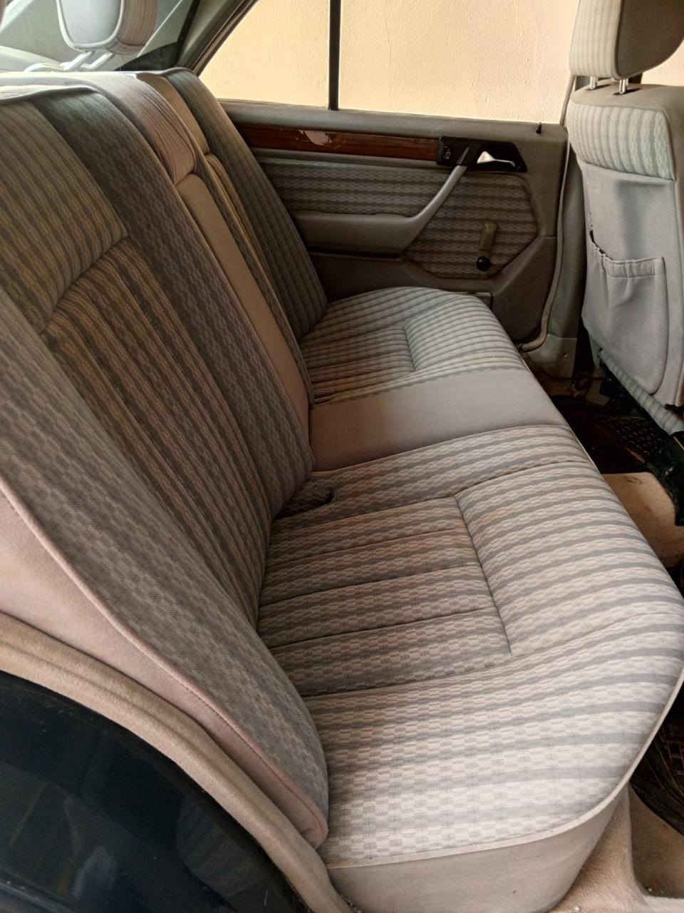 سياره مرسيدس للبيع رقم نبار مكان ديالى جلولاء تواصل ع رقم فقط ***********
