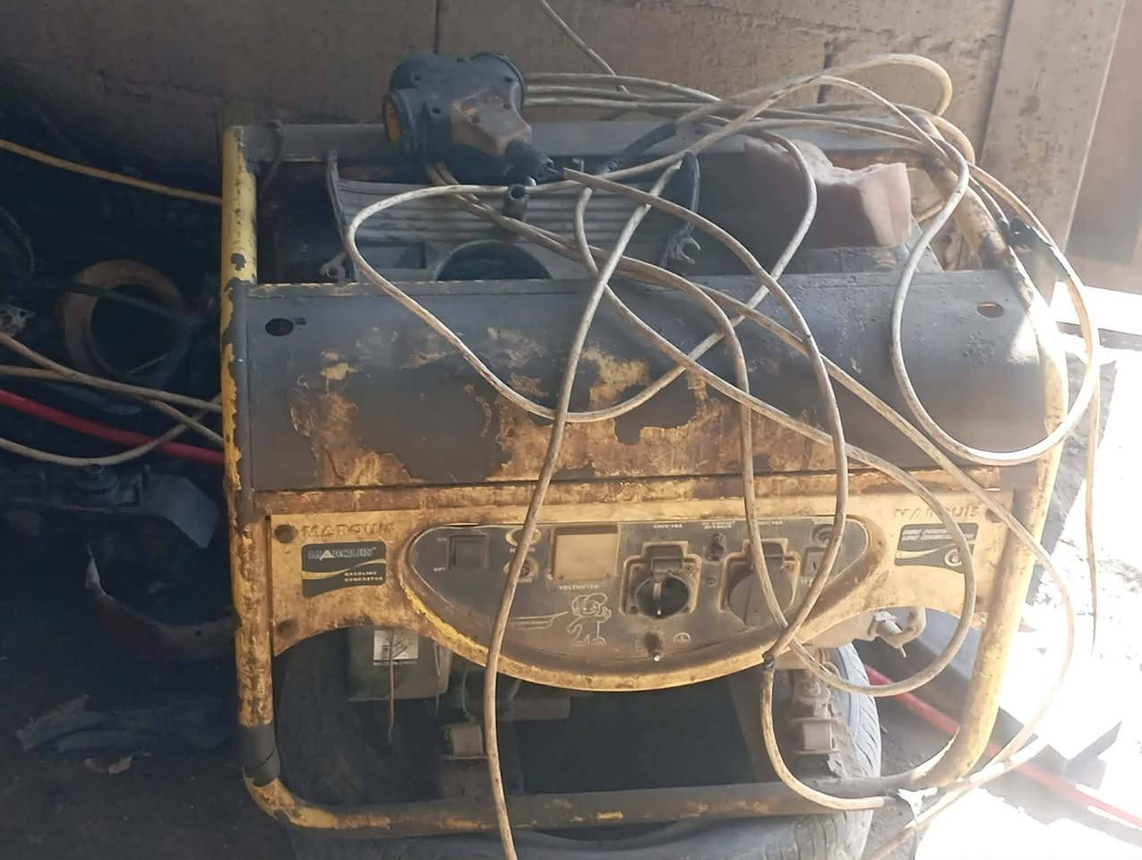 السلام عليكم غراض محطة غسل كامله للبيع السعر 3 مليون وبيهن مجال ناصرية سوق الشيوخ 
***********
