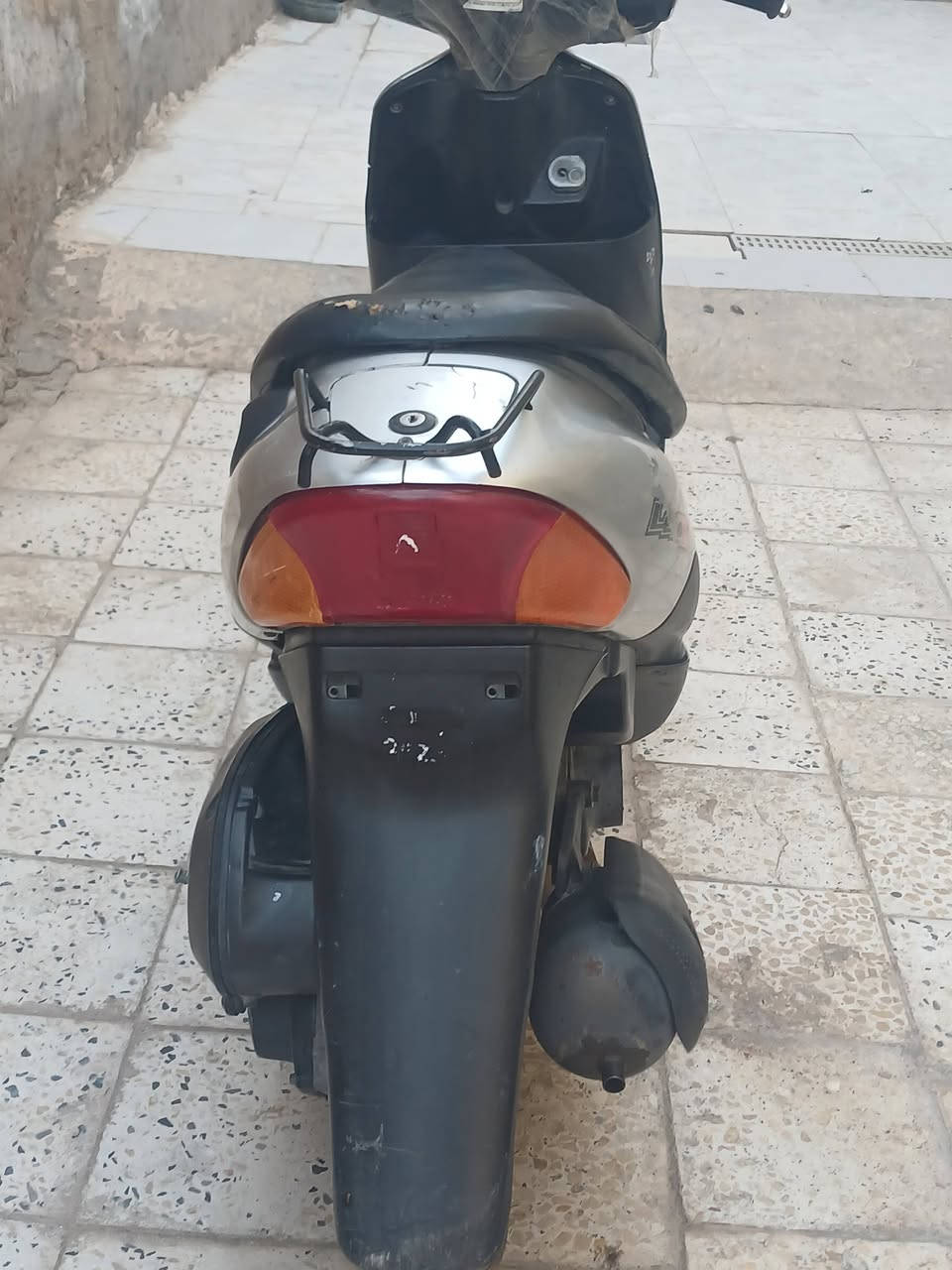 سلام عليكم درجة لبيع وكيل شلعه معدل السعر 400وبيها مجال الشراي يرسلني وتساب *********** مكاني المجر الكبير
