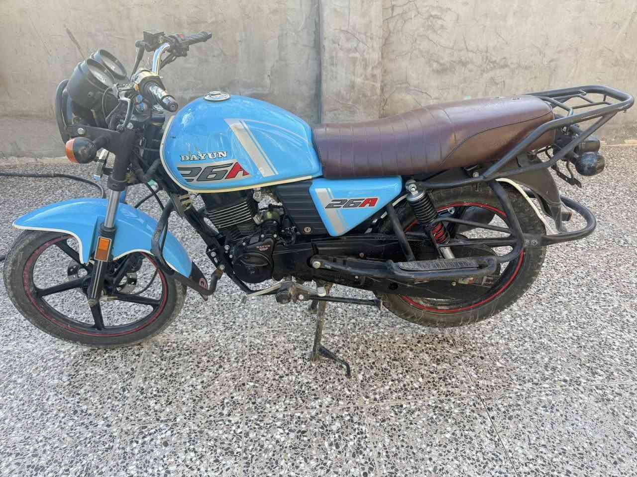 دايون نفخ للبيع موديل 2023 أوراق اصولي مكينه 150المرغوبه لون سمائي مرغوب الدراجه مكفوله من كلشي ونضيفه كبل تشغل وتطلع سعرها مليون و600 وبيها مجال حك الجيه العنوان بابل الحله  
الاستفسار ***********
