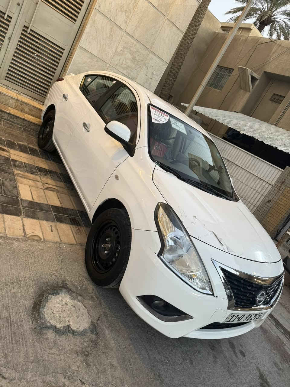 #نيسان_سني
موديل 2024 هندي بليتة زركة 

ماشية 39 الف بيه بارد بالجنة 

وبيهه شخط بالباب مثل مموضح بالصور 

سعرهه 127  وبيها مجال 

مكاني زيونة 

*********** 

ممتواجد على الماسنجر فقط واتساب
