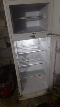 ثلاجه البيع مكلف بنشر هذه رقم صاحب الثلاجه ‏‪07803953260‬‏