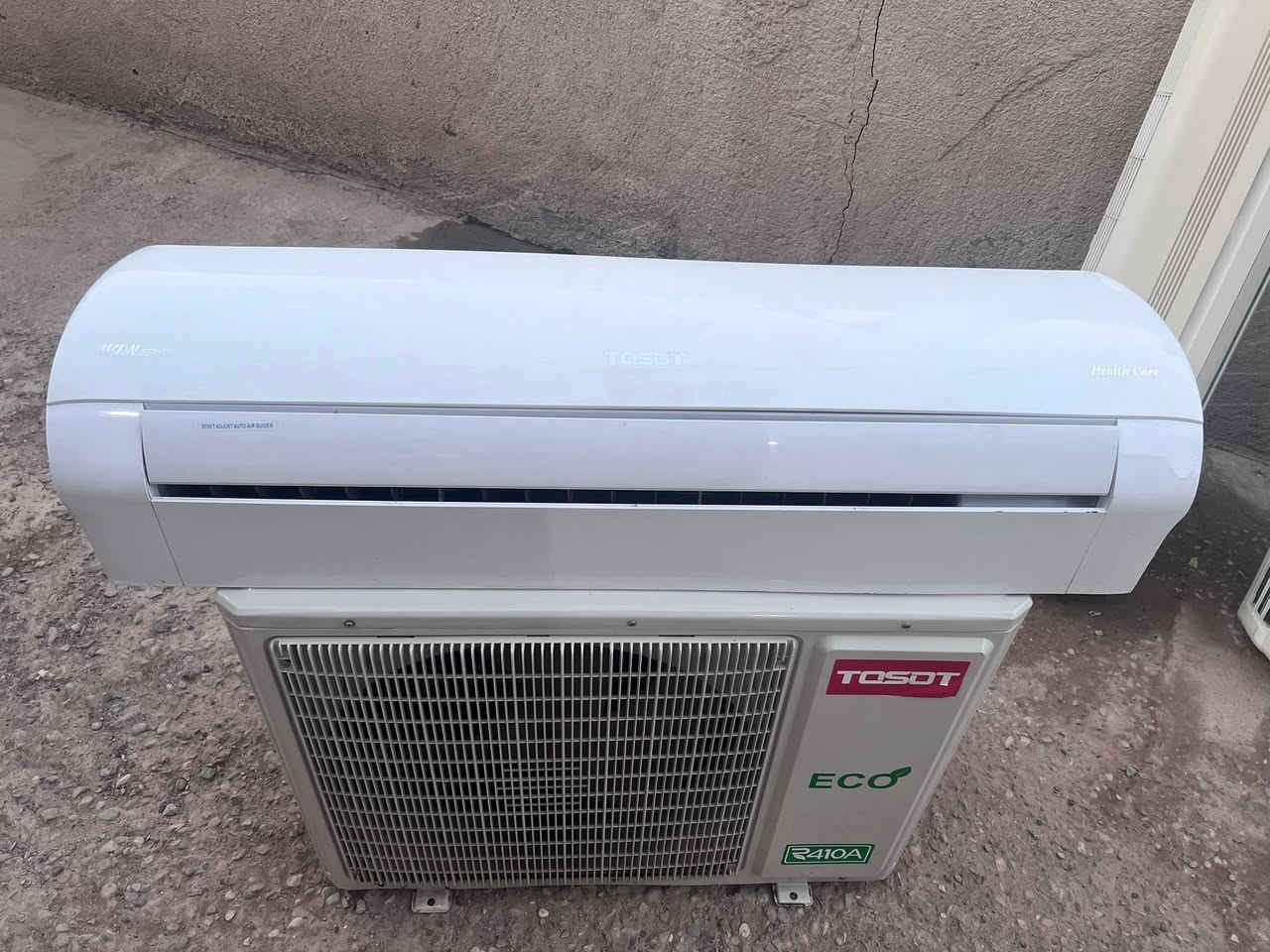 سبلت للبيع توسوت eco اقتصادي 2طن ما بي اي شي بس اني طيرت غازة كامل هوة وبوارية ولاغي التدفئة السبلت مشتغل بس موسم واحد
سعر 550الف وبي مجال


**إذا كنت صاحب هذا الإعلان وتريد حذفه لأي سبب، رجاءا أرسل رسالة إلى الدعم الفني**
