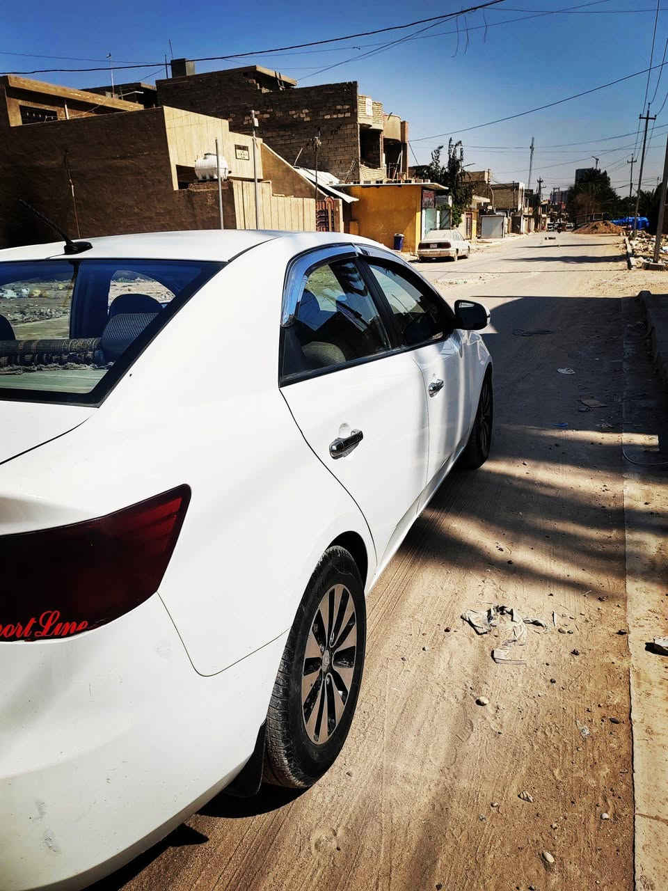 السلام عليكم كيا فورتي ابيض موديل 2010 وارد امريكي رقم بغداد تحويل ثاني يوم ليبل واحد منظومه الوقود سيرفز كامل محرك 2000 دوش فول تحكم ستيرن اشاير بالمري شاشه تاب اصليه كامره خلفيه دواره حساسات خلفيه حاكيه بلوتوث اتصال كير اوتماتيك جام كهرباء كشافات اماميه سنتر لوك دوشمه عامه كير محرك مكفولات تبريد تدفئه شغالات صدر فاتحه جديد تخم تاير سياره جاهزه نصبه فول وتخبل بيه صبغ بدون دواخل والسونر مرفق عارضها ب90$   وبيها مجال مكاني بغداد ابوغريب ***********
             ***********
حجي مهدي طوز, صلاح الدين
