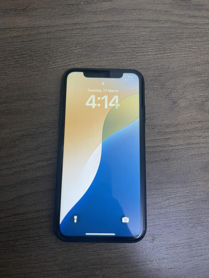 ايفون xr
ايفون xr اسود مساحه 128 مستعمل نظيف جدا استعمال شخصي البطاريه 77 اصليه والشاشه مبدله اصليه oled وبدلها كدامي التلفون نظيف استخدام شخصي رايده ب١٨٠ وبي مجال


**إذا كنت صاحب هذا الإعلان وتريد حذفه لأي سبب، رجاءا أرسل رسالة إلى الدعم الفني**