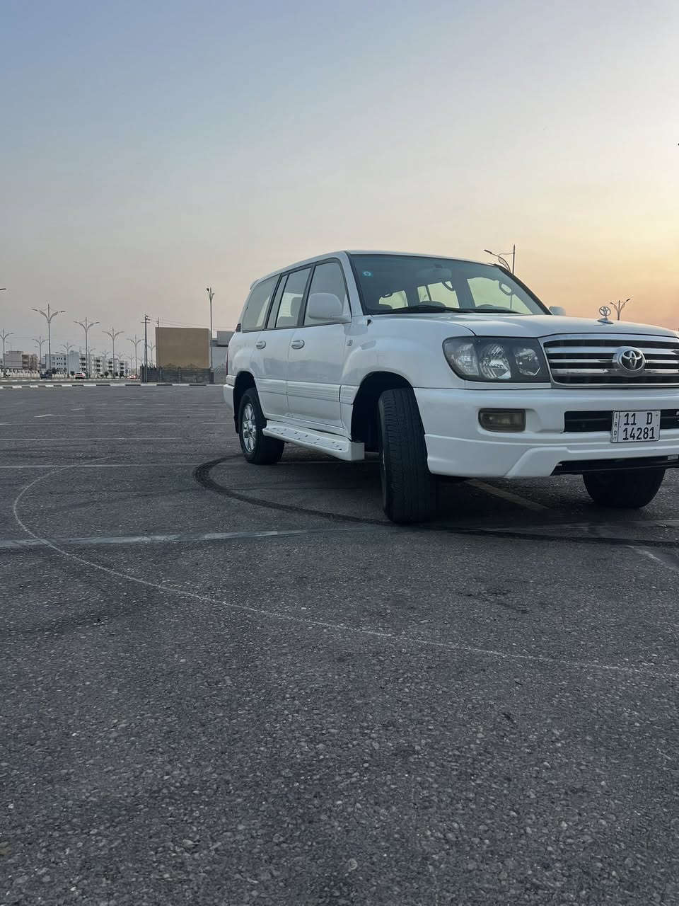 لاندكروز ٢٠٠٧ فول مواصفات فتحه ٧ راكب دبل تانكي ثلاث قطع تبريد مركزي كشنات كهرباي فور ويل ودفلك شاشه ابيض صدفي محرك كير حداديه كامله مكمله مكينته 8V بغداد دولي بسمي سنويه لل ٢٨ السعر ١٣٥ ماكو هيج سعر ابد عنواني كربلاءمبايل ***********
