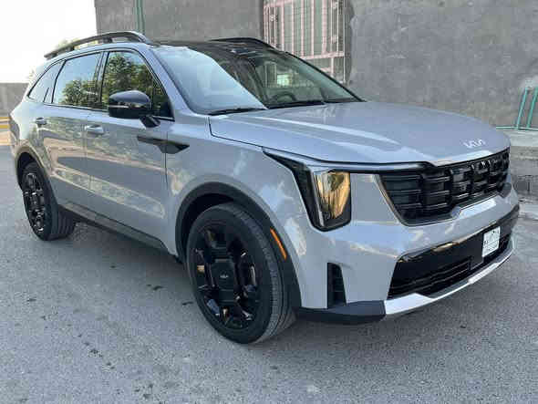 السلام عليكم للبيع سورنتو 24 امريكي صور الحادث موجوده شاصي بي تصليح والغد بدون كص السياره محرك 2500 تيربو ماشيه 32 بدون رقم تترقم جميع المحافظات سياره فول واحد ع واحدالسعر 220 وبيها مجال مكاني بغداد اللطيفيه ***********
