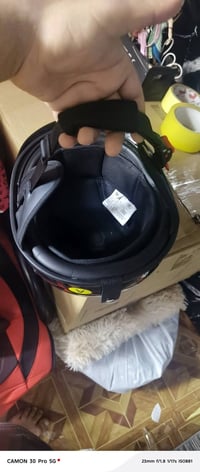 خوذه البرتقالي سمول والسوده مديم اطوني سعر بل عافيه 07755679144