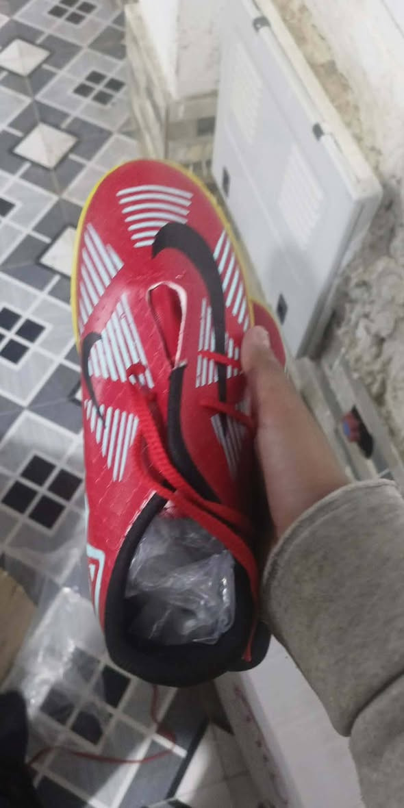 🚨🚨 شباب تخفيضات الاحذيه الرياضيه
يومين فقط التخفيضات.

علئ 8 الاف الحذاء

موجود كل القياسات ولادي شبابي رجالي كلشي موجود

كافه الأنواع والألوان.

يوجد توصيل داخل قضاء الرفاعي.

***********
