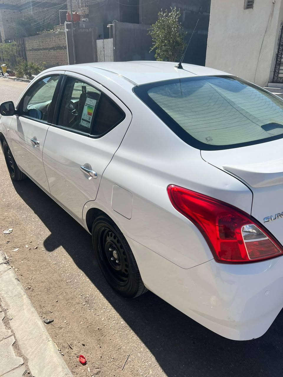 السلام وعليكم
سياره سني للبيع شرط التحويل والوكالة
الضرر جاملق امامي فقط صبغ بدون دواخل شرط الماكينه والكير السعر105
وبيها مجال وتدلل ل إستفسار على الارقام ***********
***********
