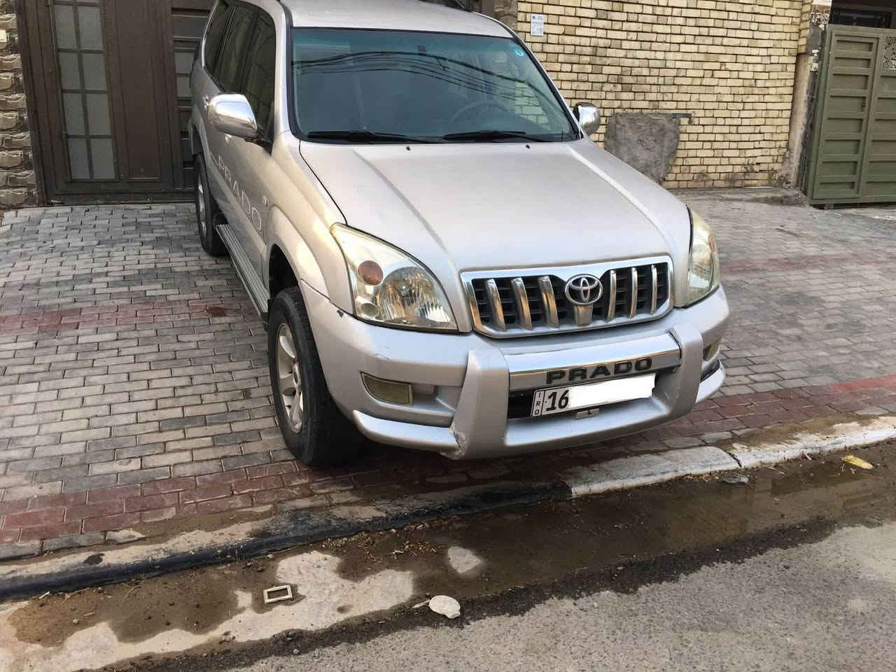 سلام عليكم
ابرادو 2007 خليجي وكاله الساير  4 سلندر 2700 
رقم ديوانيه دفع رباعي 7راكب 
بيه 3 قطع صبغ بدون دواخل وبيه جراد بسيط 
محرك وكير ممتاز حداديه 90‎%‎ تبريد ثلج 3 قطع مركزي 
سعر 128$ وبيه مجال مكانه كربلاء رقم موبايل ***********
