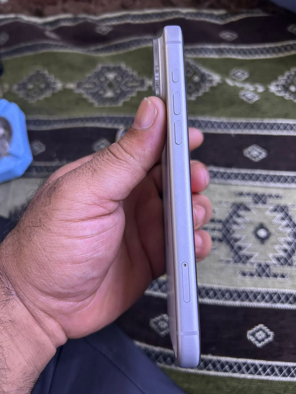 للبيع شرق اوصط 17 بروماكس جهاز كلش جديد شرط ولاملاحظه بي السعر 2100 قفل ذاكره 256 مكانه حي الجهاد اي سفسار *********** او كلشي اكو بلسوك تلكه حته 1500
