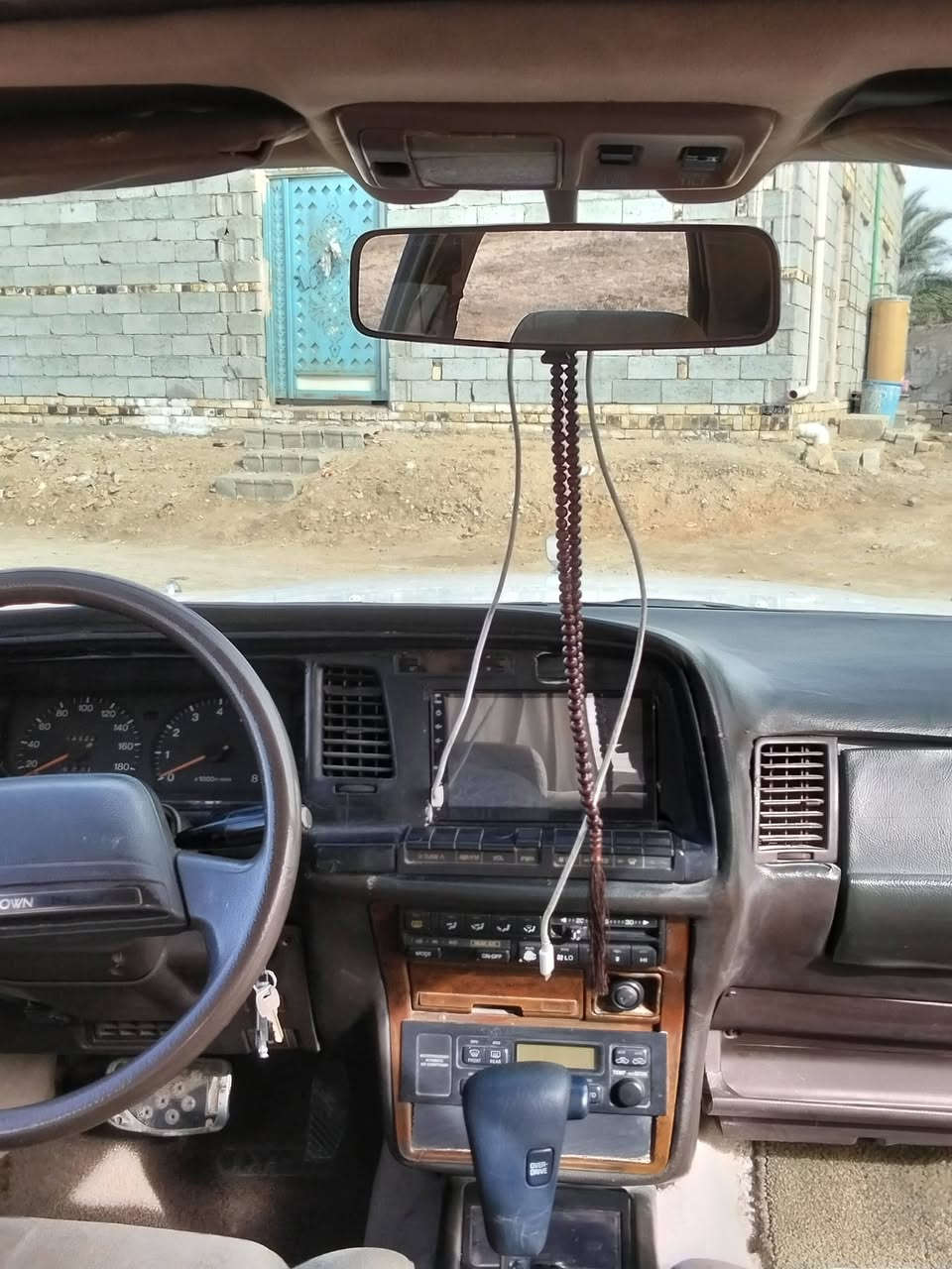 سلام عليكم هارتوب البيع موديل 89ابسمي رقم انكليزي نجف سنويه 31 مكفوله كص ونقل وضربه  وصبخ حداديه جديده تخم تاير جديد كير جديد مكينه بطه ديليكو بيهه صوت أول ماشغل ***********السعر 52 بيهه مجال
