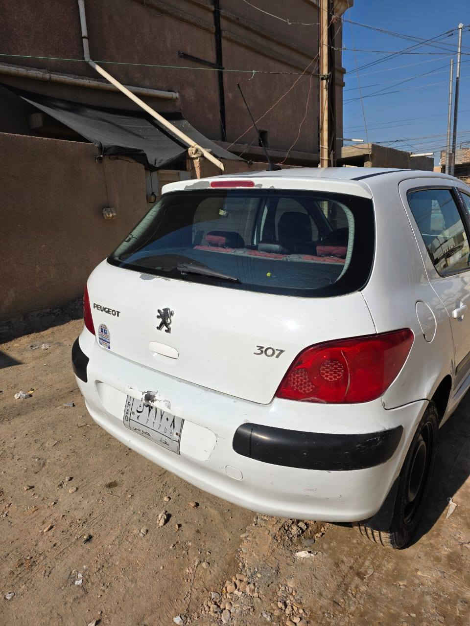 السلام عليكم 
بيجو 307 
رقم بغداد 
سيارة جاهزه ع الاخير 
كير محرك حداديه تبريد كهربائيات كلها شغاله مابيه اي نقص 
للاستفسار *********** حلة, بابل
