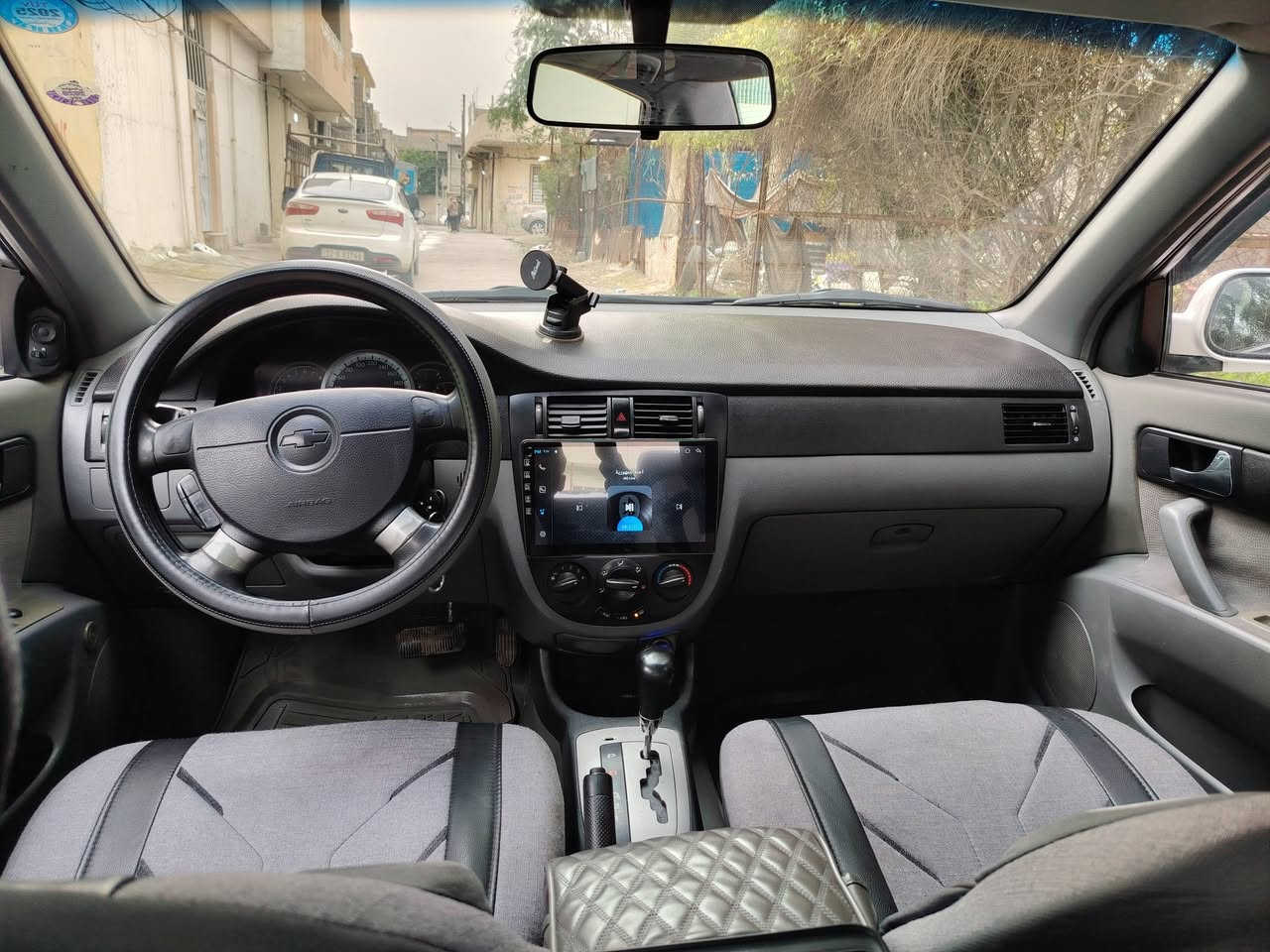 اوبترا 2009 رقم سليمانيه  مسطره باسمي اني الشرعي
سنويه 2029 كير محرك شرط

شاشه وكامرا خلفيه

دوشمه وارضيات جلد جديد

باتري جديد

طخم تايرات جديد

صدر امامي خلفي جديد

 بيها قطعتين بوند تطويز وجاملغ جهه السايق  صبغ بدون ضرر
مكاني الموصل الايسر 
السعر 90 وبيها مجال للطيبين


**إذا كنت صاحب هذا الإعلان وتريد حذفه لأي سبب، رجاءا أرسل رسالة إلى الدعم الفني**