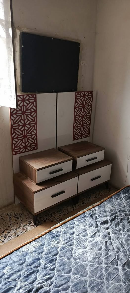 السلام عليكم اخواني عندي غرفة نوم تركية مستعملة نقصها تختت چرباية   ،،،
كما موضح في الصور
#تحتاج تصليحات
#الفتح والنقل على المشتري 
#مكان الغرفة في الزعفرانية شارع الكهرباء خلف حسينية الامام المهدي عليه السلام 
#السعر النهائي 350,000 غير قابل للتفاوض 
#الاتصال على الرقم ***********
