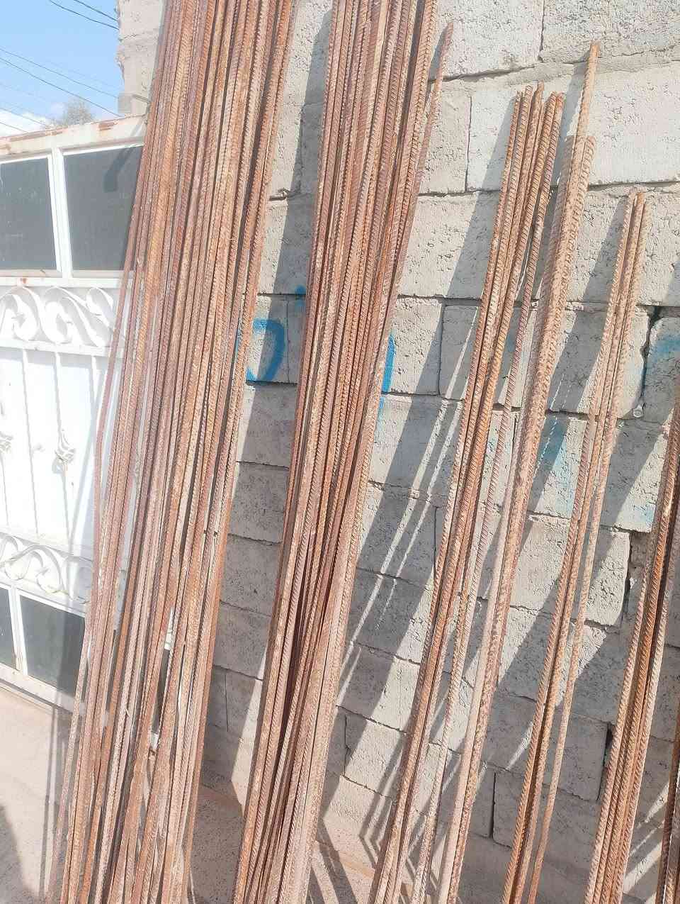 السلام عليكم شيش صب للبيع أبو الانج طول 2.10سم عدد 12شيش و3م عدد2  وابو السطعش 1.80سم عدد 4 وابو النص 3.60سم عدد 49شيش او 5.70سم عدد4شيش او2.20سم عدد 48شيش او1.90سم عدد 9شيش او1.70سم عدد 4شياش أو 1.50سم عدد 5اشياش أو 1.20+100سم 33شيش قفيص 23×40 تقريباً 30قفيص اوكراني القديم السعر 225الف للاستفسار الاتصال على الرقم *********** مكان كركوك حي العسكري
