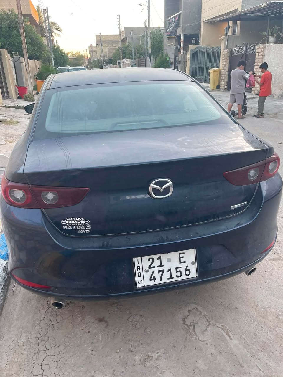 مازدا ٣ أمريكي فقط صبغ بنيد حافته مضرره  مصبوغ كامل بدون ايرباك فول الفول باسمي رقم سليمانية مكاني بغداد السعر ١٥٢وبيهً مجال موديل ٢٣ للتواصل على الرقم ***********
