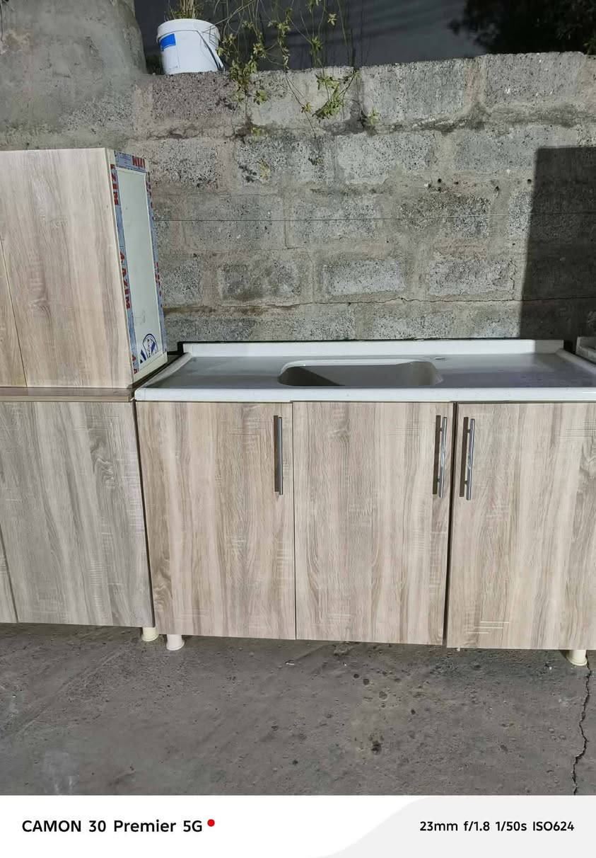 كةونتةر بؤ فرؤشتن مورةشةحو تةباغي لةكةلة لةكةل فرني فاترينا  لة هةولىر بؤ فرؤشتن ***********
