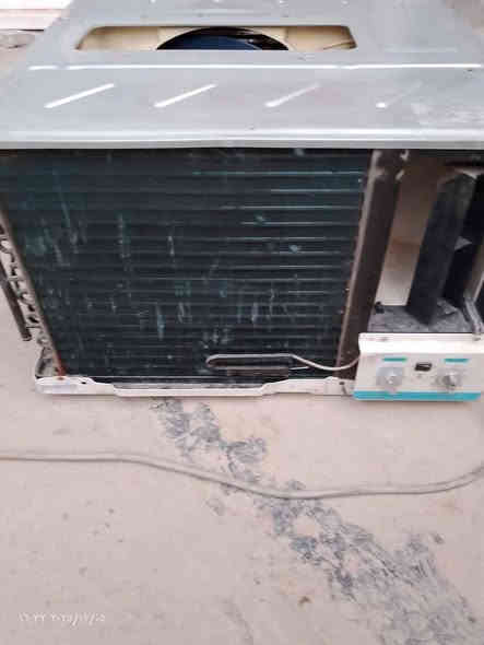 مكيف طنين تبريد ثلج للبيع العنوان أبو غريب خرنابات رقم ***********او*********** السعر ٢٢٥ بغداد
