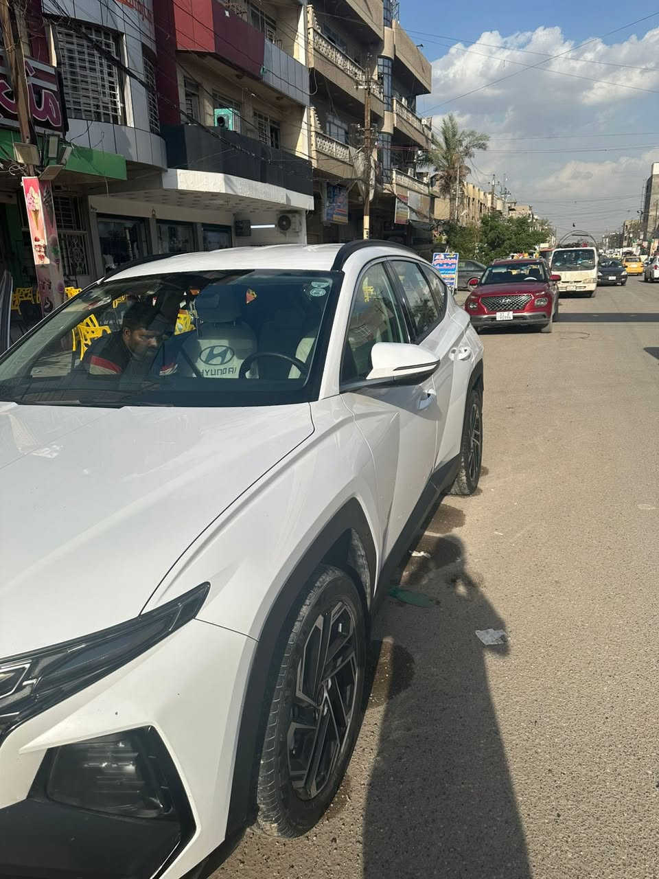 السلام عليكم  توسان ٢٠٢٥ خليجي كفاله عامه من كل شي ماشيه ٨ رقم شمالي ب اسمي فول مواصفات عدا البانوراما شاشه متصل كاربلاي بصمه كشنات كهرباء تدفئه وتبريد بردات شاحن وايرليس رادارات 
المكان بغداد الامين الثانيه غير متواجد عل الفيس ‭+٩٦٤ ٧٧١ ٤٨١ ٣٤٤٨‬
السعر ٢٣٠ وبيها مجال بيع فقط
