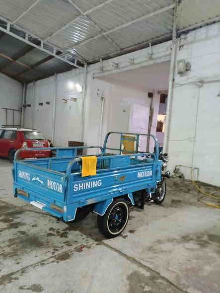 السلام عليكم
ستوته موديل 21 
ستوته اوراق اصولي كامله مكمله 
مكانه حله مركز.. سعر مليون ونص قفل قفل 
رقمي ***********
