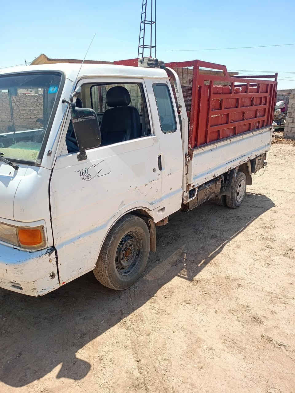 كيا بنگو موديل 96 گير ومحرك واكسن وشاصي كله شرط بيه حصه گاز للاستفسار الاتصال على ***********
