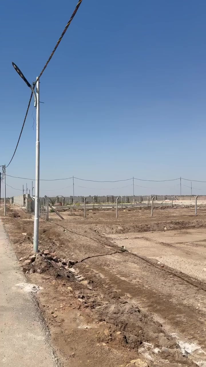 قطعة ارض زراعي ٢٥ طريق السنية السياحي بعد مشروع الماء فرع الملعب الخماسي
مساحتها تلث ارباع الدونم (1875متر )واجهة ٣٠  مخدومة كاملة ماي اسالة وكهرباء  وانارة وتبليط للباب تصلح لكلشي سكن او 
ترفيه
 السعر ٤٨ مليون
للاستفسار اكثر 
***********
***********
