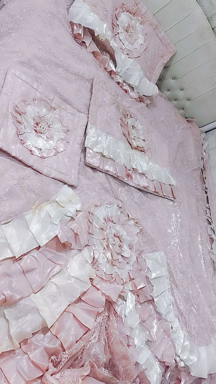 فرشات مستعملة قليل و وحدة جديدة سعر 20 و15 و12 و10


**إذا كنت صاحب هذا الإعلان وتريد حذفه لأي سبب، رجاءا أرسل رسالة إلى الدعم الفني**