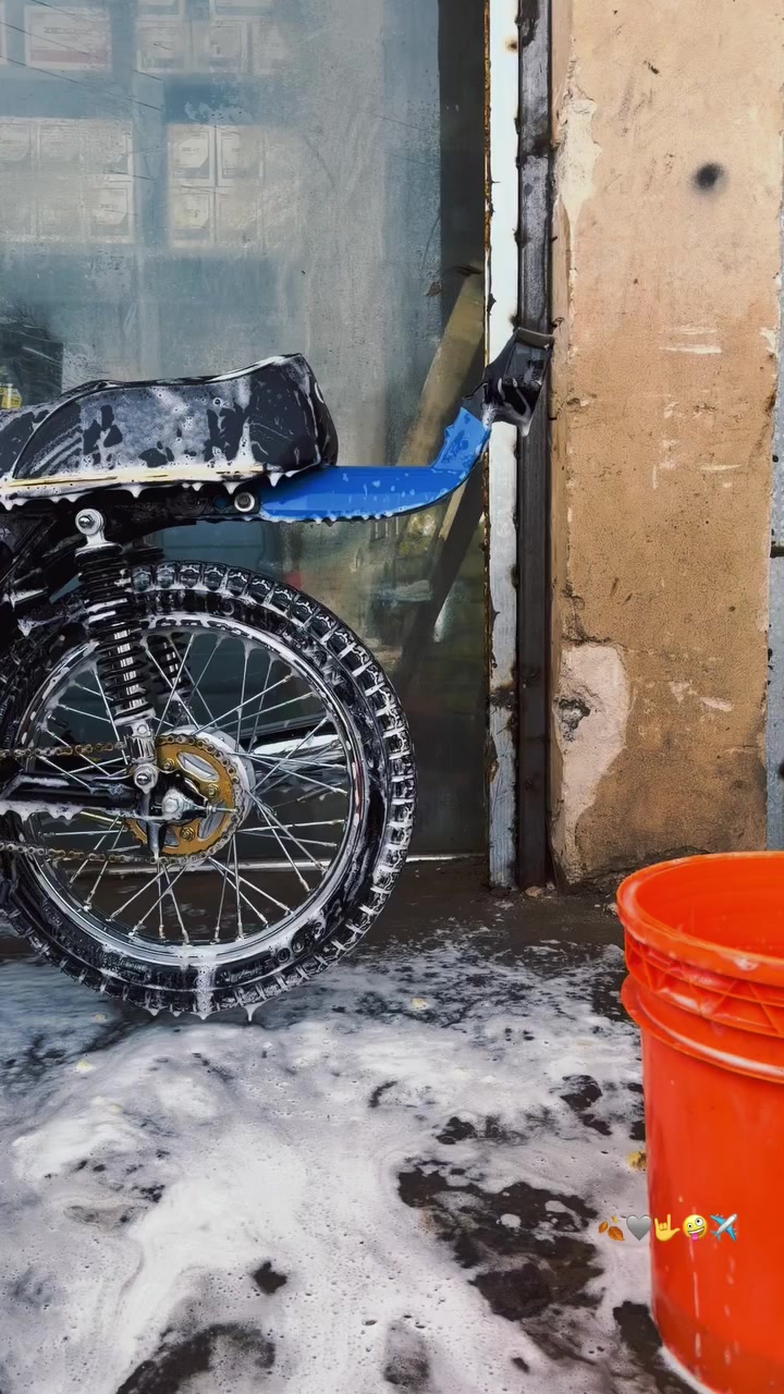 السلام عليكم
دراجه للبيع ..😄😇
شاصيها ٢٢ وكيل نوار ✅
تعميره جديده. دراجه نضبفه صارلها اقل شهر من معمره ..🔥💤
سعر خاص. ..🖤🍂
شراي راسلني مو شراي لاتعبني خيك..👍


**إذا كنت صاحب هذا الإعلان وتريد حذفه لأي سبب، رجاءا أرسل رسالة إلى الدعم الفني**